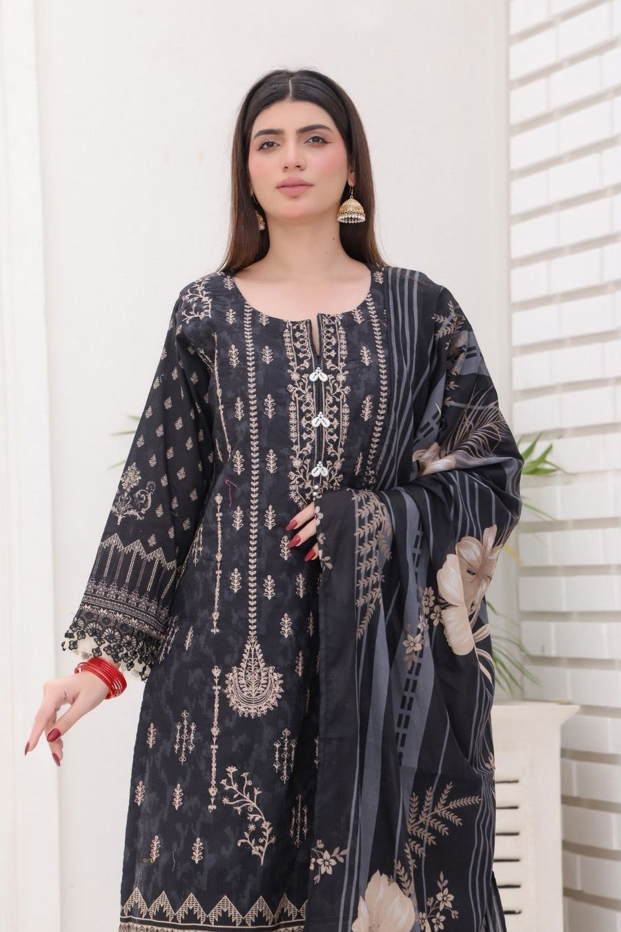 Front full view of stitched black 3-piece Bana Dora dress for Pakistani women