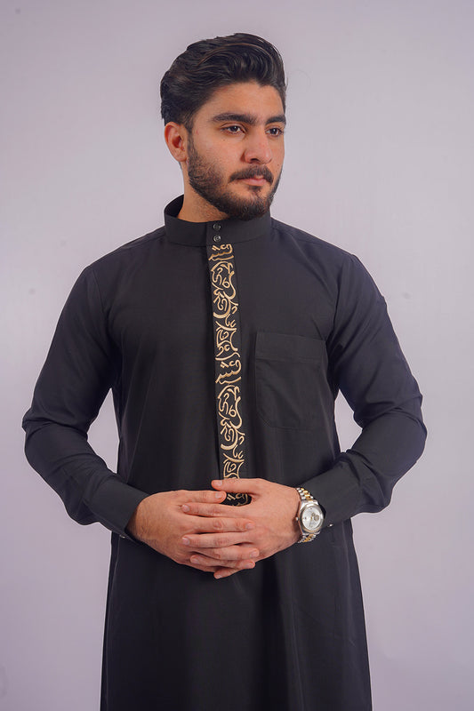 Elegant Black Saudi Thobe for Men by Aamsah: Premium spun fabric with golden embroidery, perfect for Muslim and formal events.