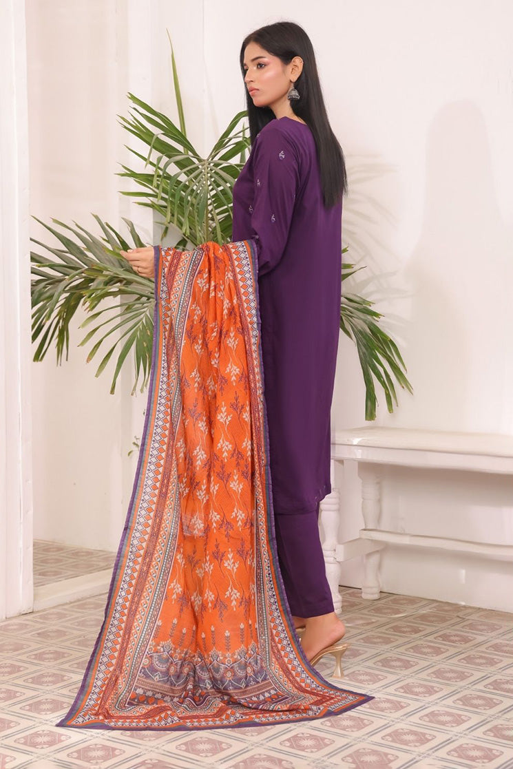 Aamsah Pakistani dress for women in USA – elegant embroidered set

